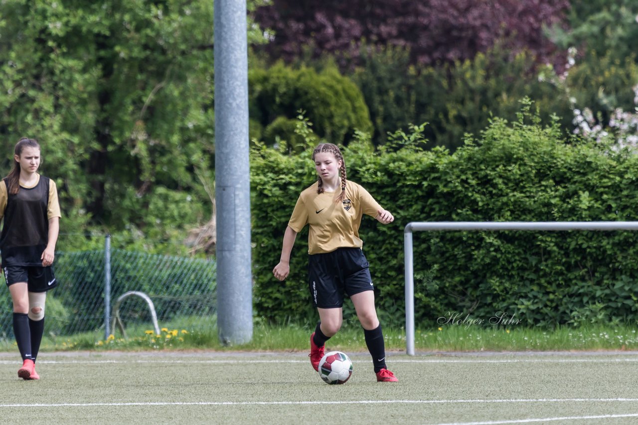 Bild 59 - B-Juniorinnen Pokalfinale SV Henstedt Ulzburg - SG Holstein Sued : 2:0